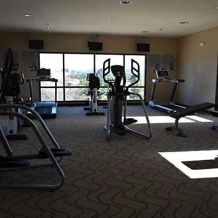 Giles Hotel Inn And Suites Pulaski ภายนอก รูปภาพ
