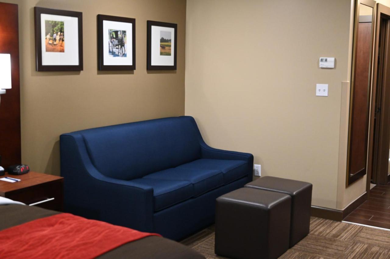 Giles Hotel Inn And Suites Pulaski ภายนอก รูปภาพ